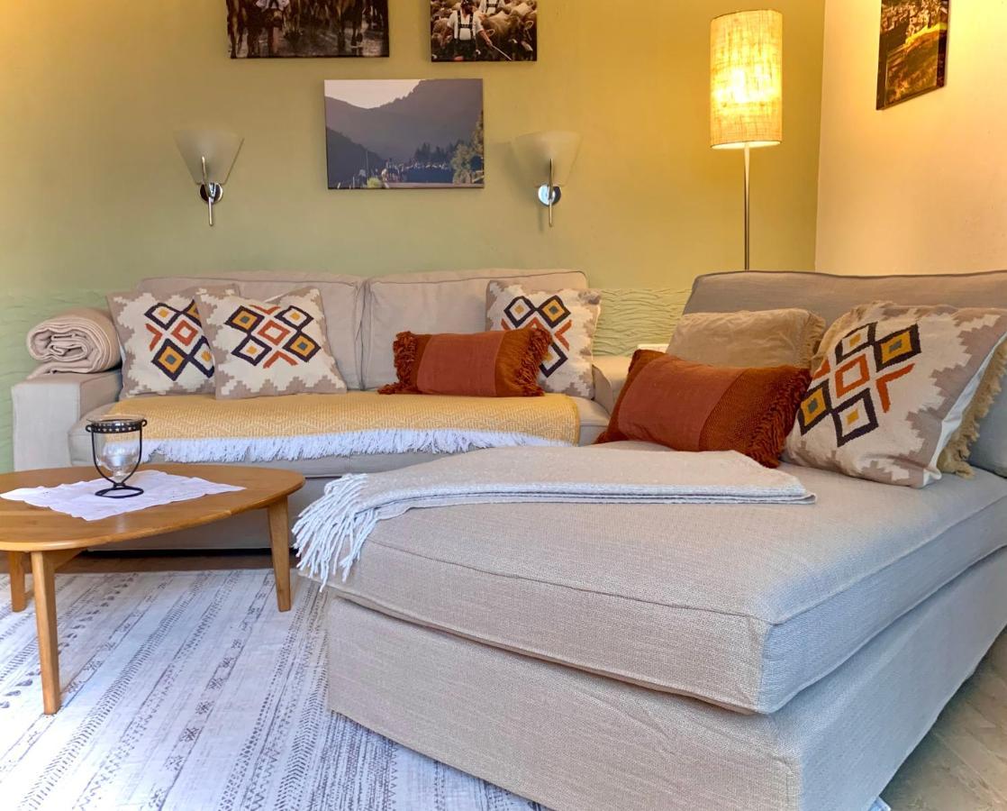 Sonnenhof - Ferienwohnung オーバーシュタウフェン エクステリア 写真